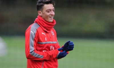 mesut-ozil-fifa-ultimate-scream-team