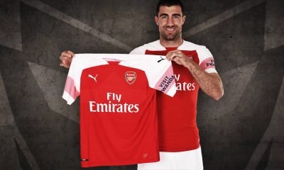 arsenal-sign-sokratis-papastathopoulos