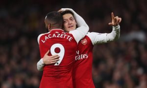 ozil-lacazette-arsenal-liverpool