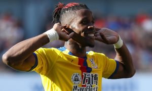 wilfried-zaha-crystal-palace-2018-19