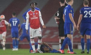 nketiah-red-card