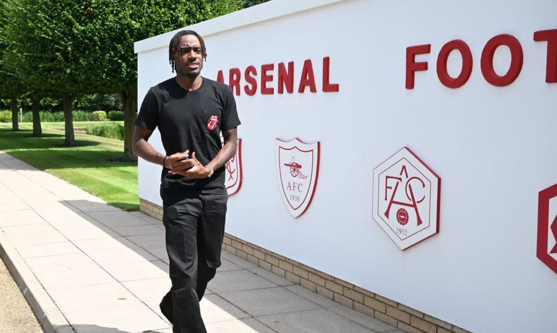 Madueke-Arsenal-first-day